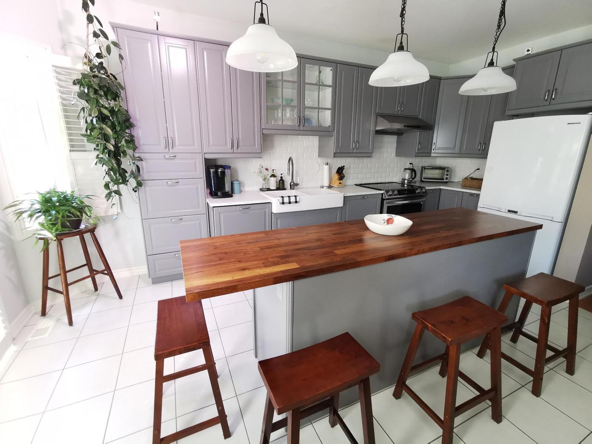 4 Bedroom 3 Washroom Charming Home In Markham With Warm Cozy Vibe Exterior photo